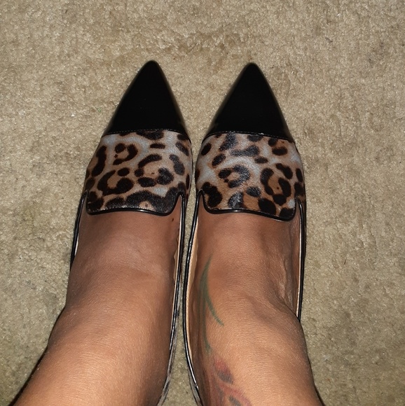 Nine West Flats - Picture 1 of 3